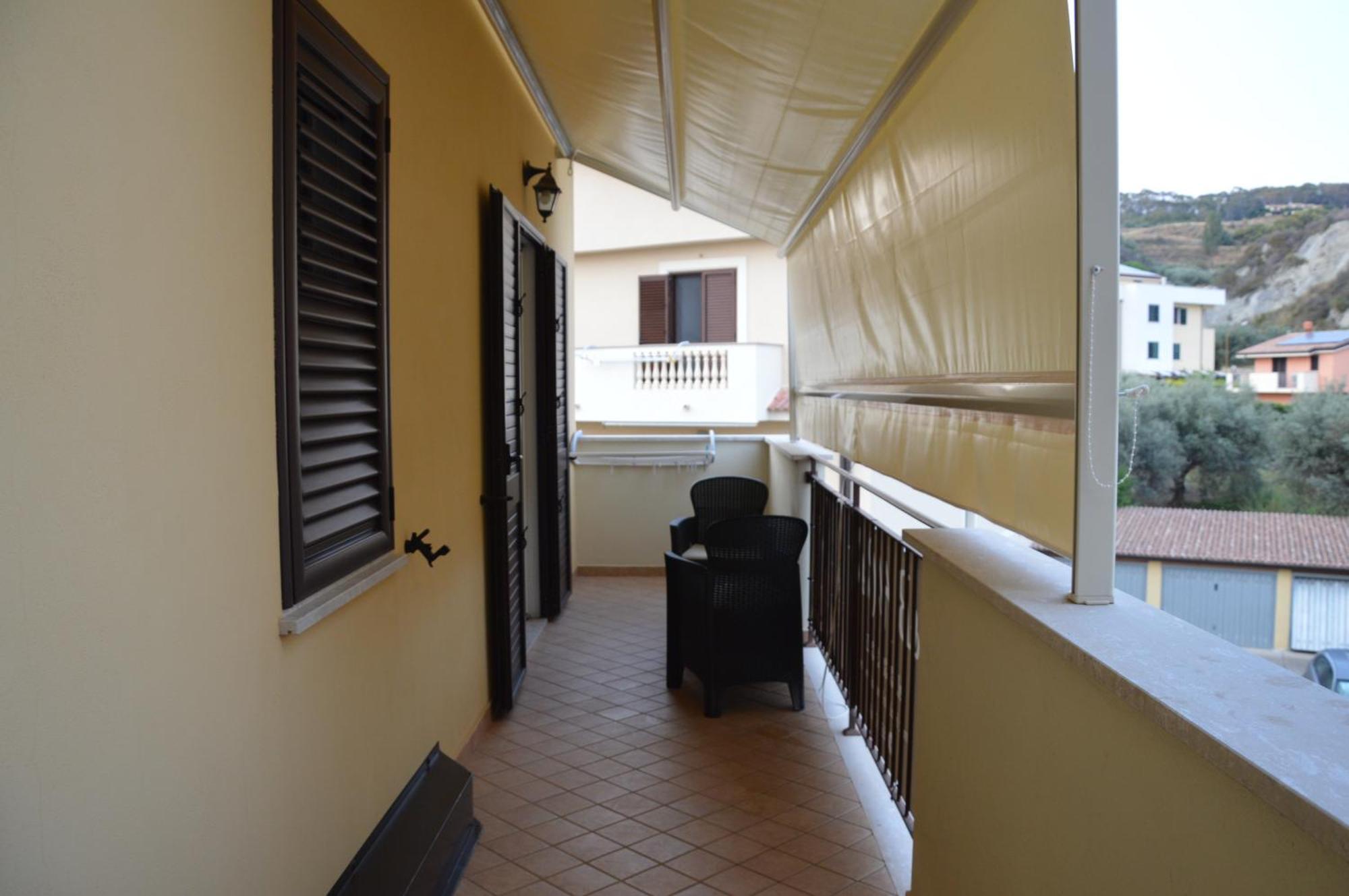 B&B E Casa Vacanza Al Castello Roccella Ionica Exterior foto